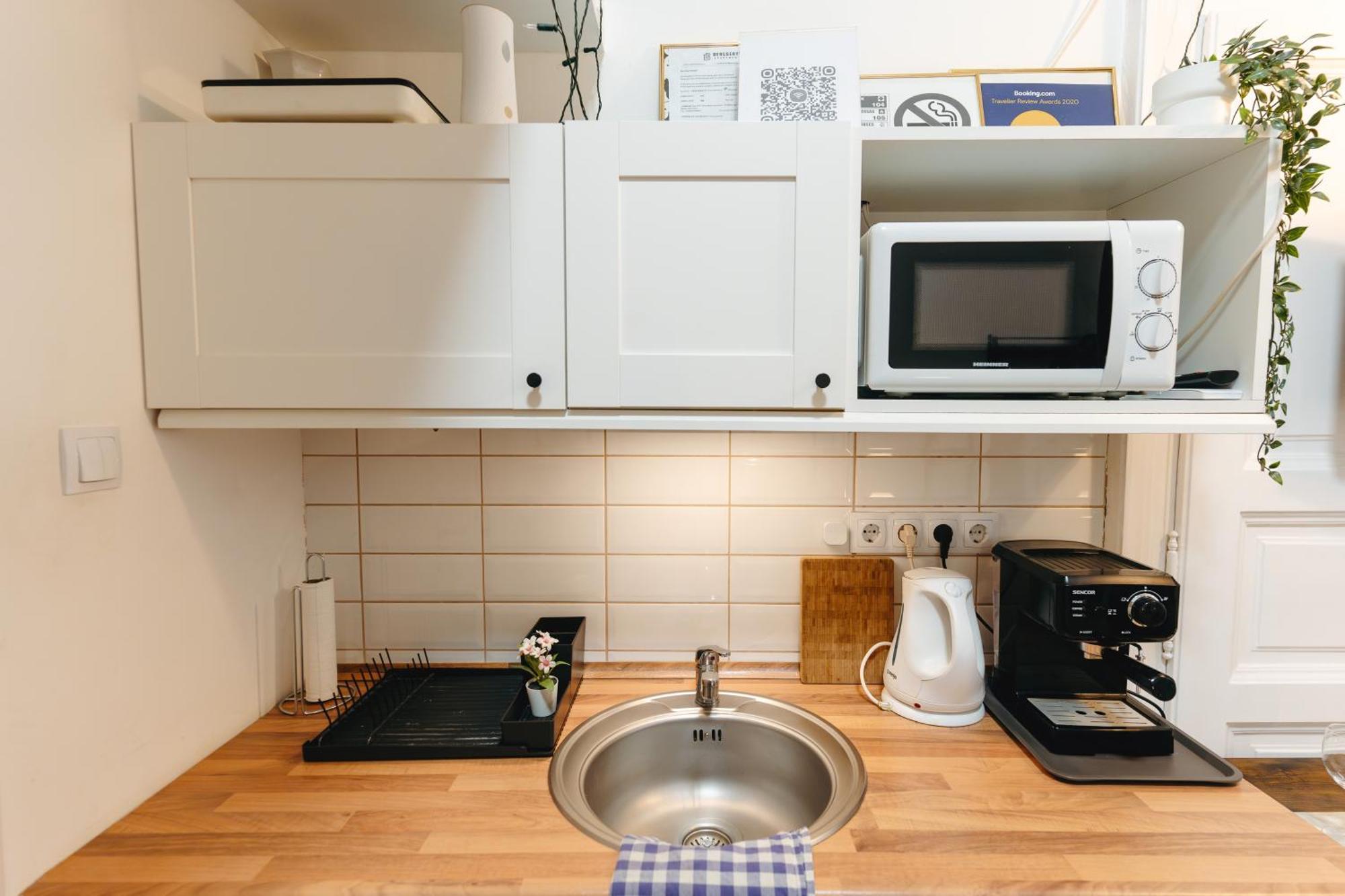 Bercsenyi Apartments - Close To The Gellert Thermal Bath 부다페스트 객실 사진